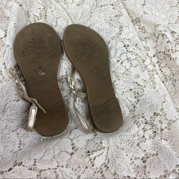 Rock & Candy Silver Braided Sandals - Picture 4 of 5